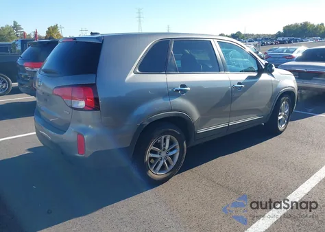 2015 Kia Sorento Lx из США, поврежденный, VIN 5XYKT3A63FG556651